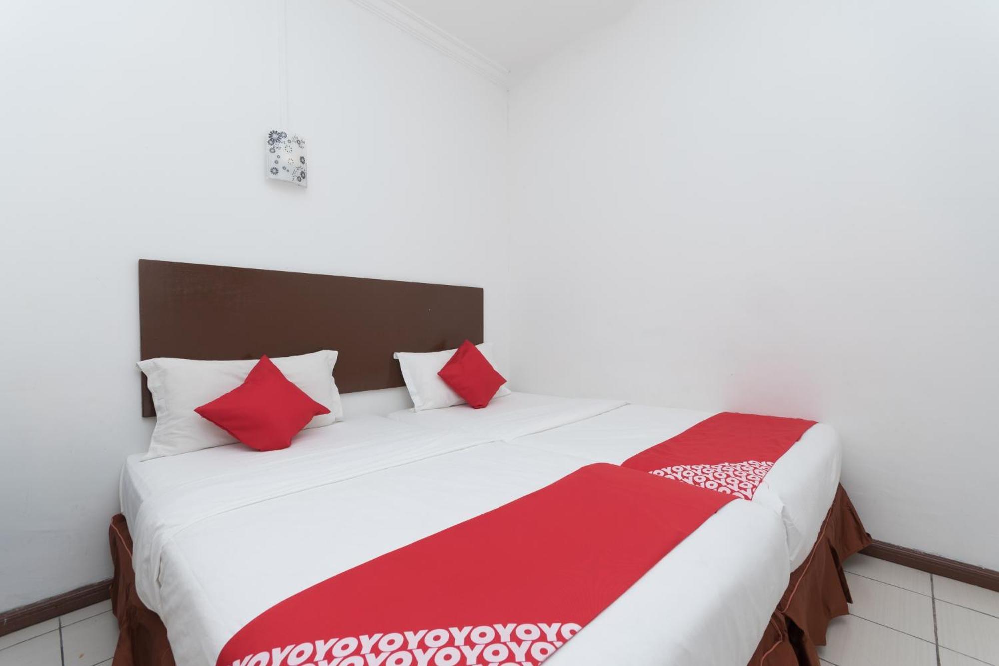 Hotel Super Oyo 218 Storytel à Kota Kinabalu Extérieur photo