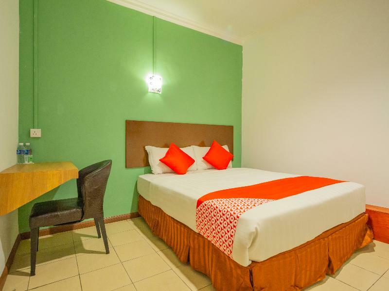 Hotel Super Oyo 218 Storytel à Kota Kinabalu Extérieur photo